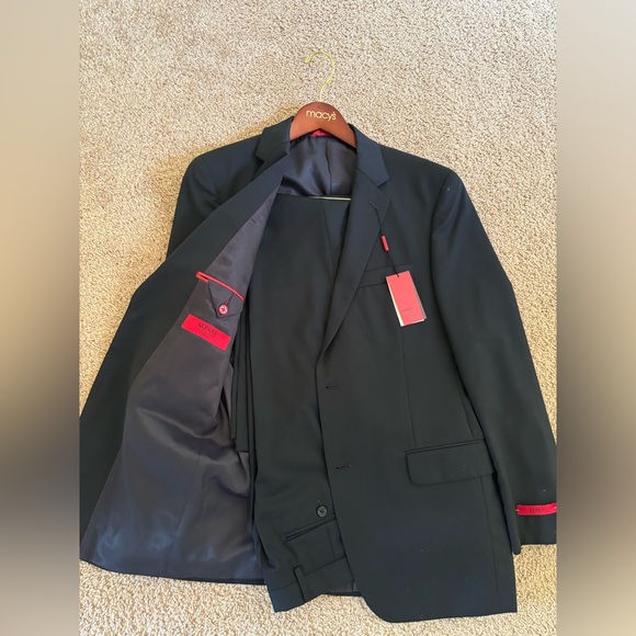 Brand New Men’s Tuxedo Suit 40R Navy Blue Alfani